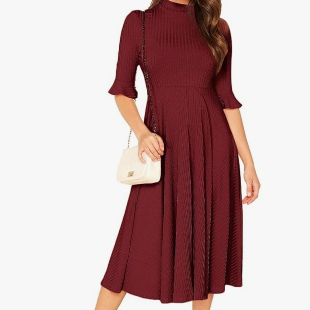Elegant Burgundy Midi Dress